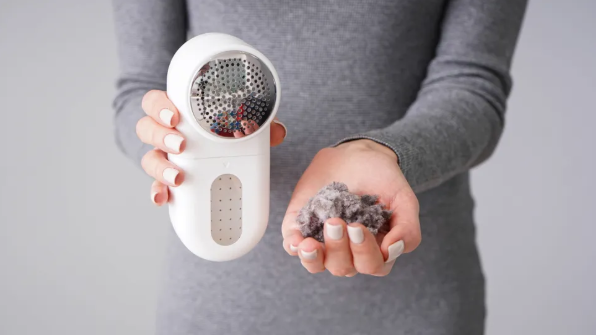 How to Remove Pilling from Knitted Scarves: Fabric Shavers & Prevention